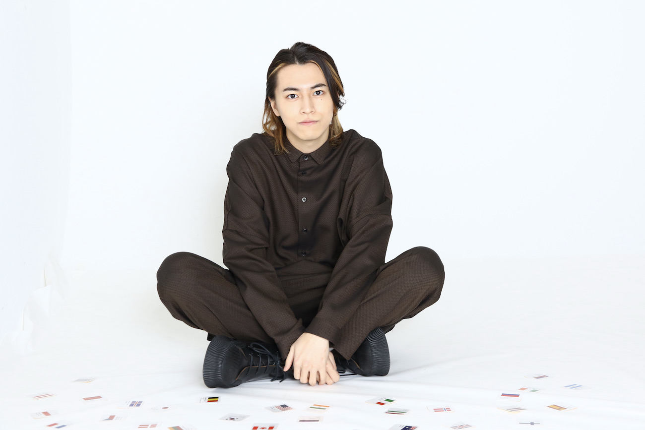 松尾太陽 英語歌詞は曲の雰囲気を壊さないよう収録直前まで発音をチェック Ch Files 松尾太陽 英語歌詞は曲の雰囲気を壊さないよう収録直前まで発音をチェック Ch Files